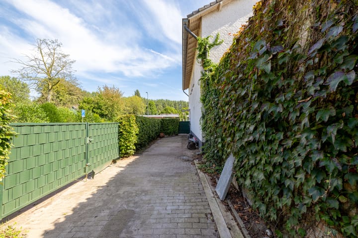 Foto 38 van Sint Lambertusstraat 2