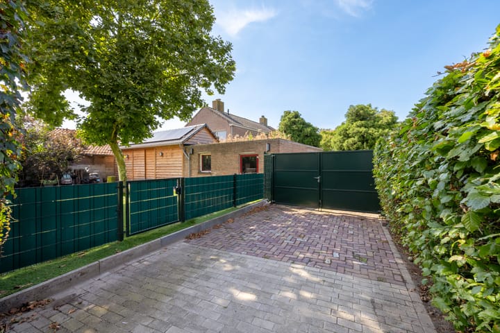 Foto 39 van Sint Lambertusstraat 2