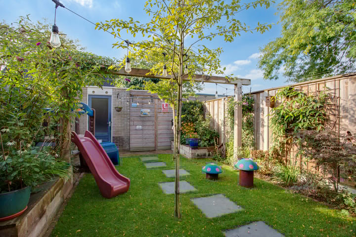 Foto 38 van Brandijzerhoek 13