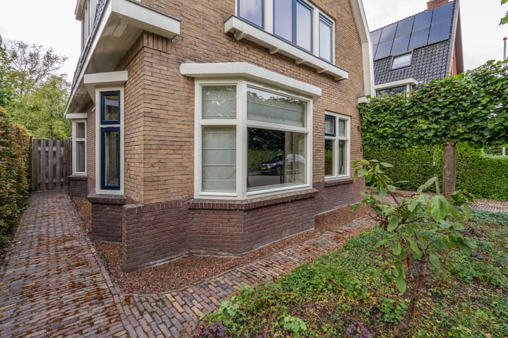 Foto 10 van Meidoornlaan 4