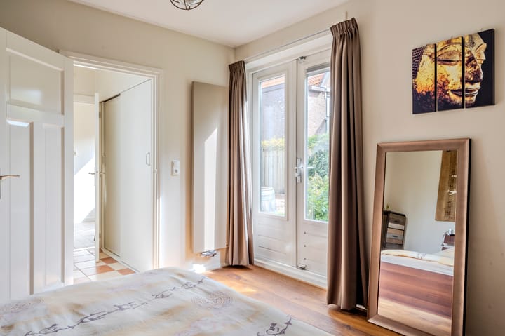 Foto 32 van Meidoornlaan 4