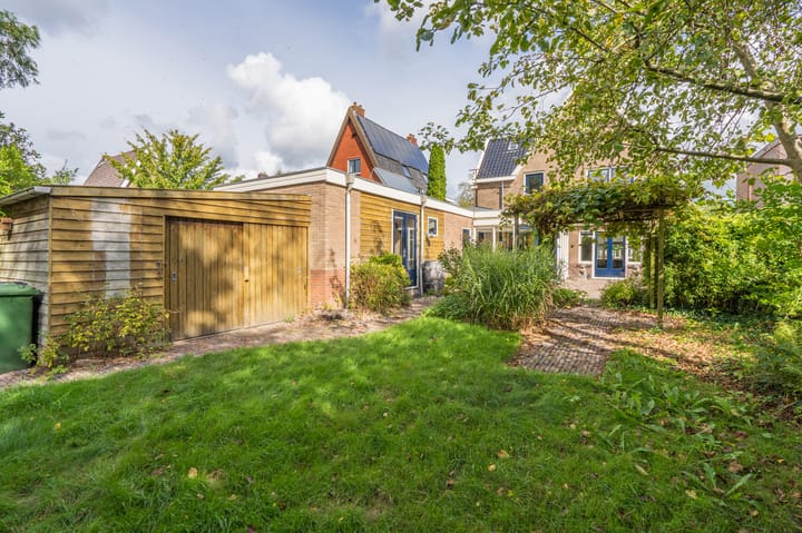 Foto 68 van Meidoornlaan 4