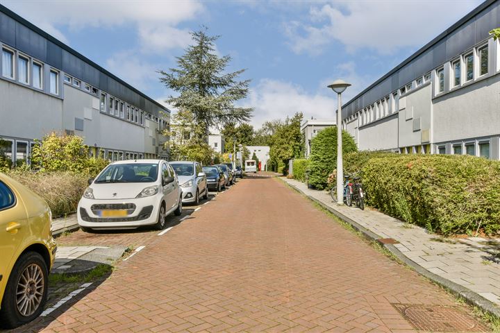 Bekijk foto 1 van Schovenstraat 15