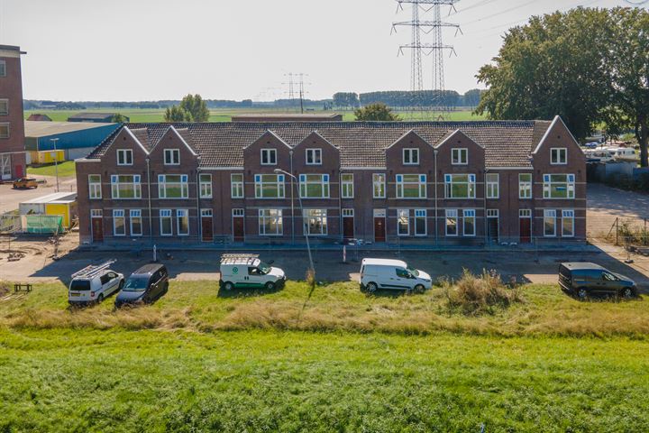 Centraleweg 20-32, Geertruidenberg