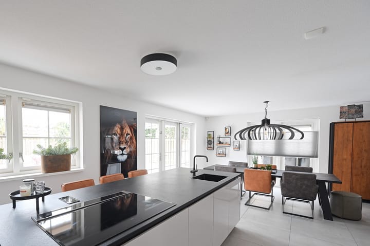 Foto 16 van Johanna Naberstraat 6