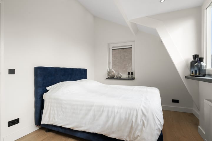 Foto 15 van Buurtweg 1-B