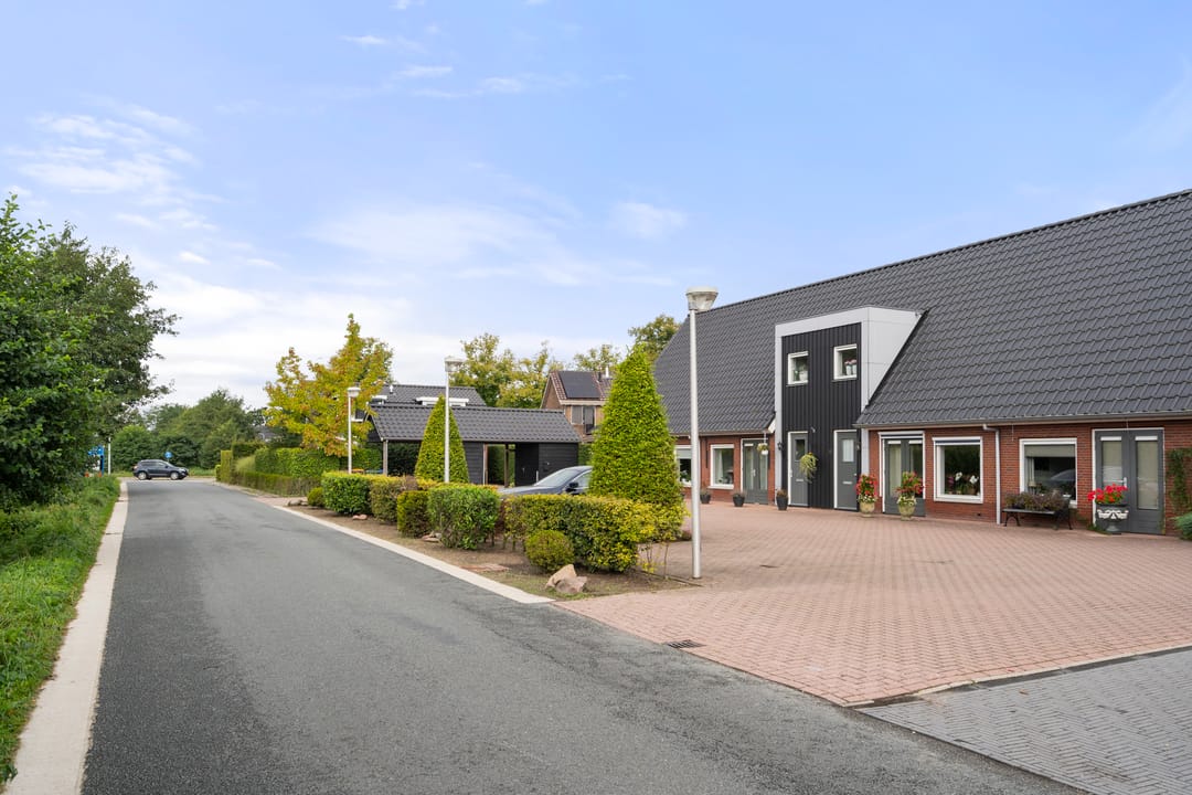 Foto 28 van Buurtweg 1-B