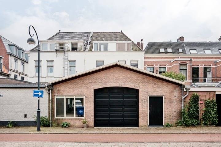 View photo 64 of Kenaustraat 7