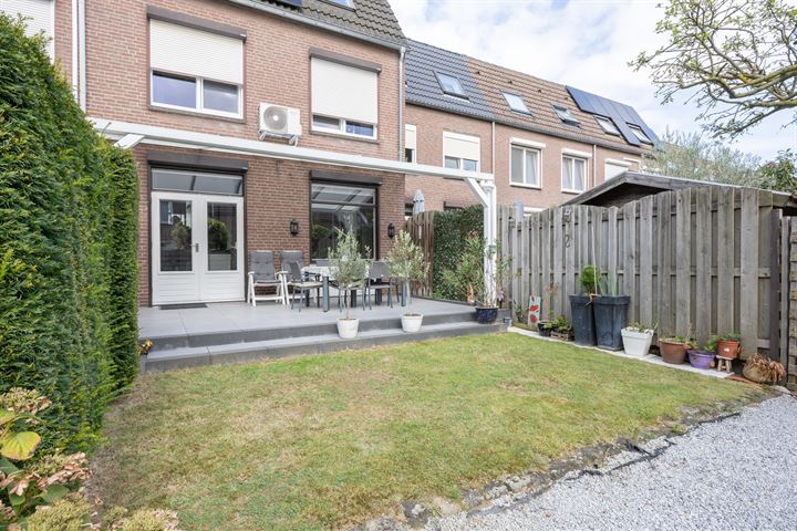 View photo 32 of Ronkenstraat 20