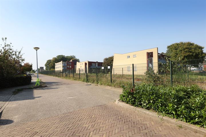 Bekijk foto 44 van Parallelweg 10