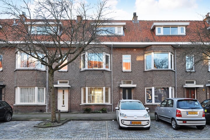 Bekijk foto 7 van Van Hoytemastraat 18