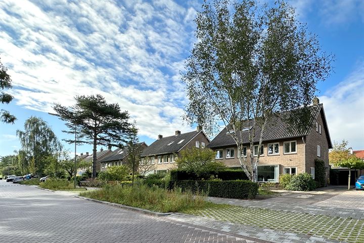 View photo 1 of Griffensteijnselaan 74