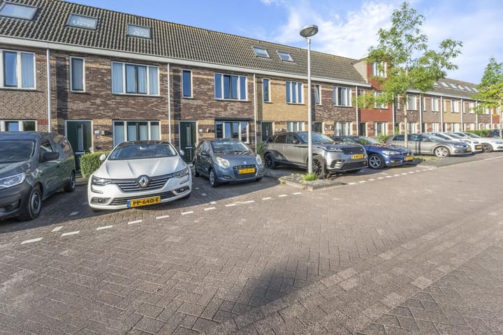 Foto 1 van Anubisstraat 22