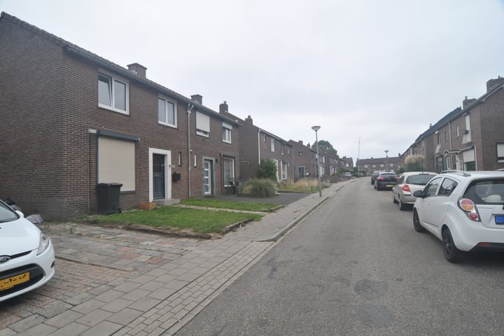 View photo 18 of Martin Cudellstraat 5