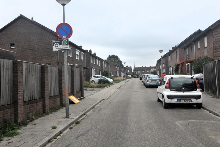 View photo 20 of Martin Cudellstraat 5