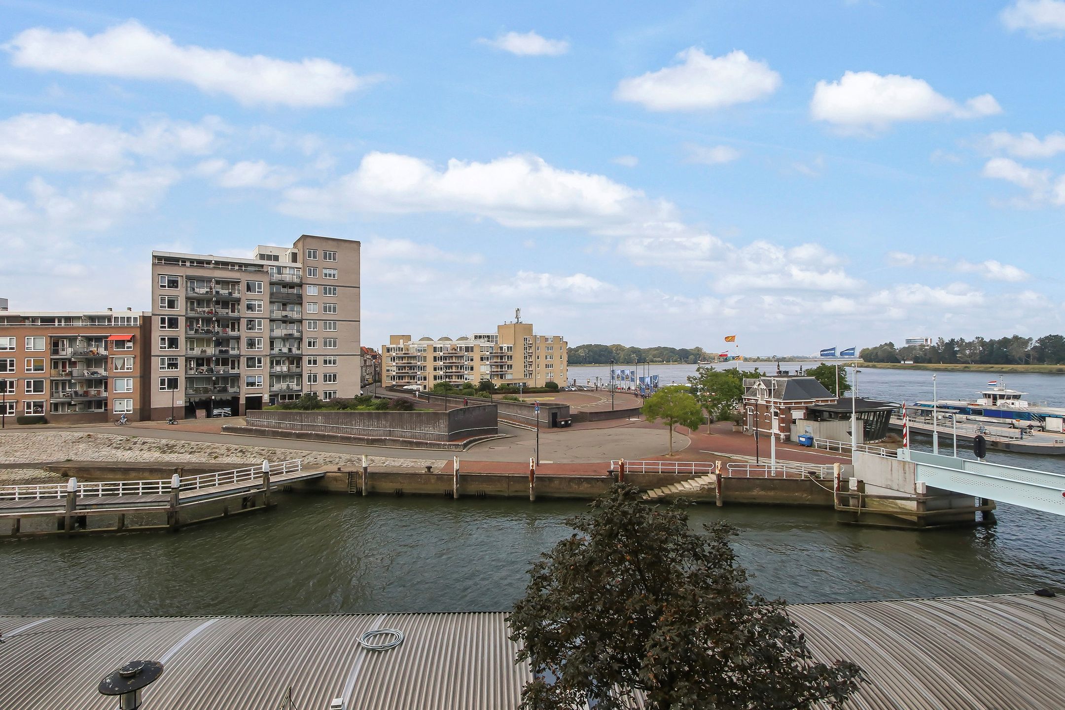 Foto 18 van Schuttevaerkade 5