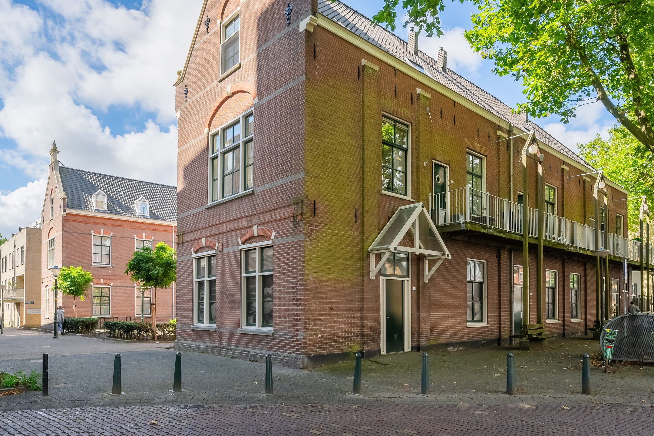 Foto 6 van Weeshuisplein 12