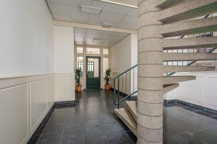 Foto 8 van Weeshuisplein 12