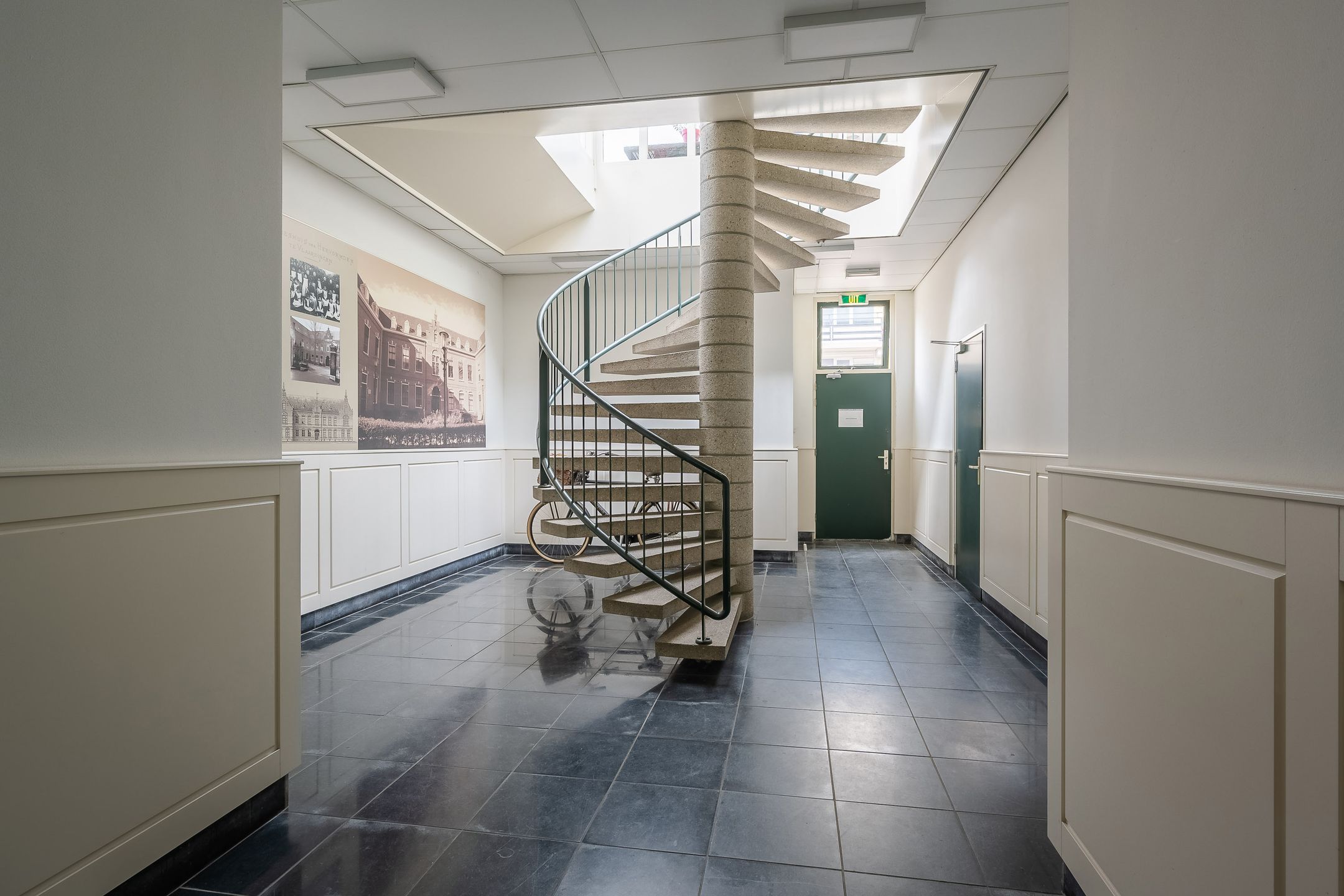 Foto 9 van Weeshuisplein 12