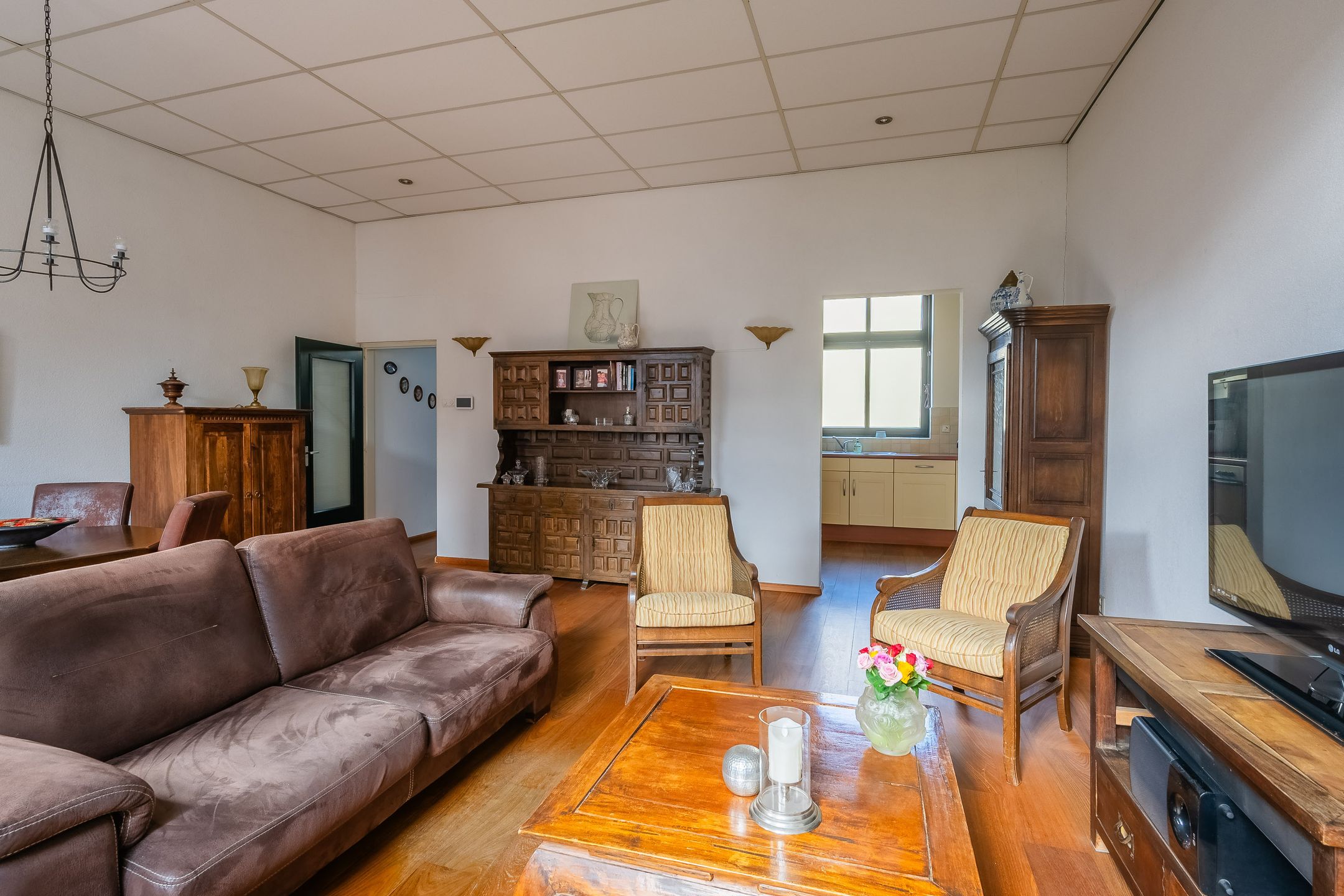 Foto 18 van Weeshuisplein 12