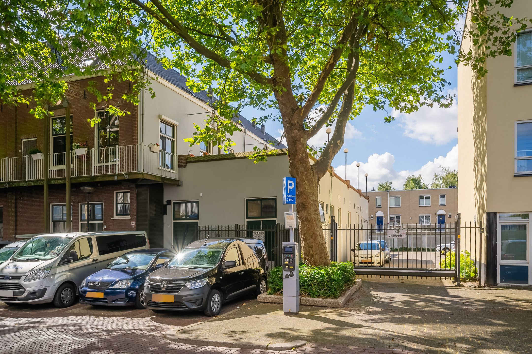 Foto 36 van Weeshuisplein 12