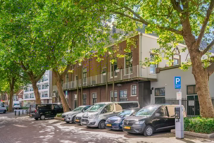 Foto 37 van Weeshuisplein 12