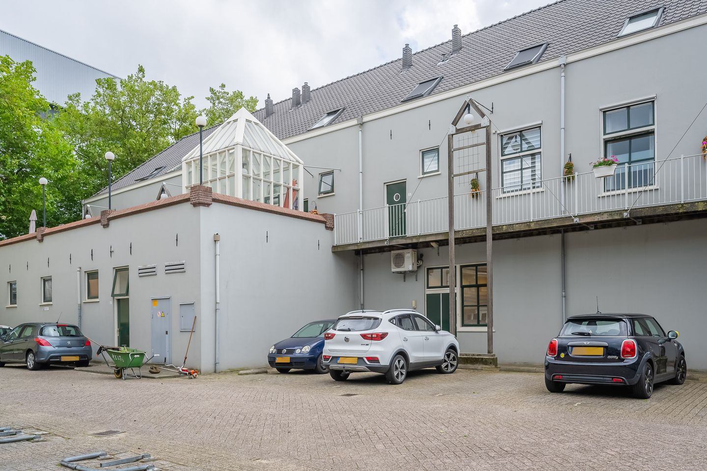 Foto 40 van Weeshuisplein 12