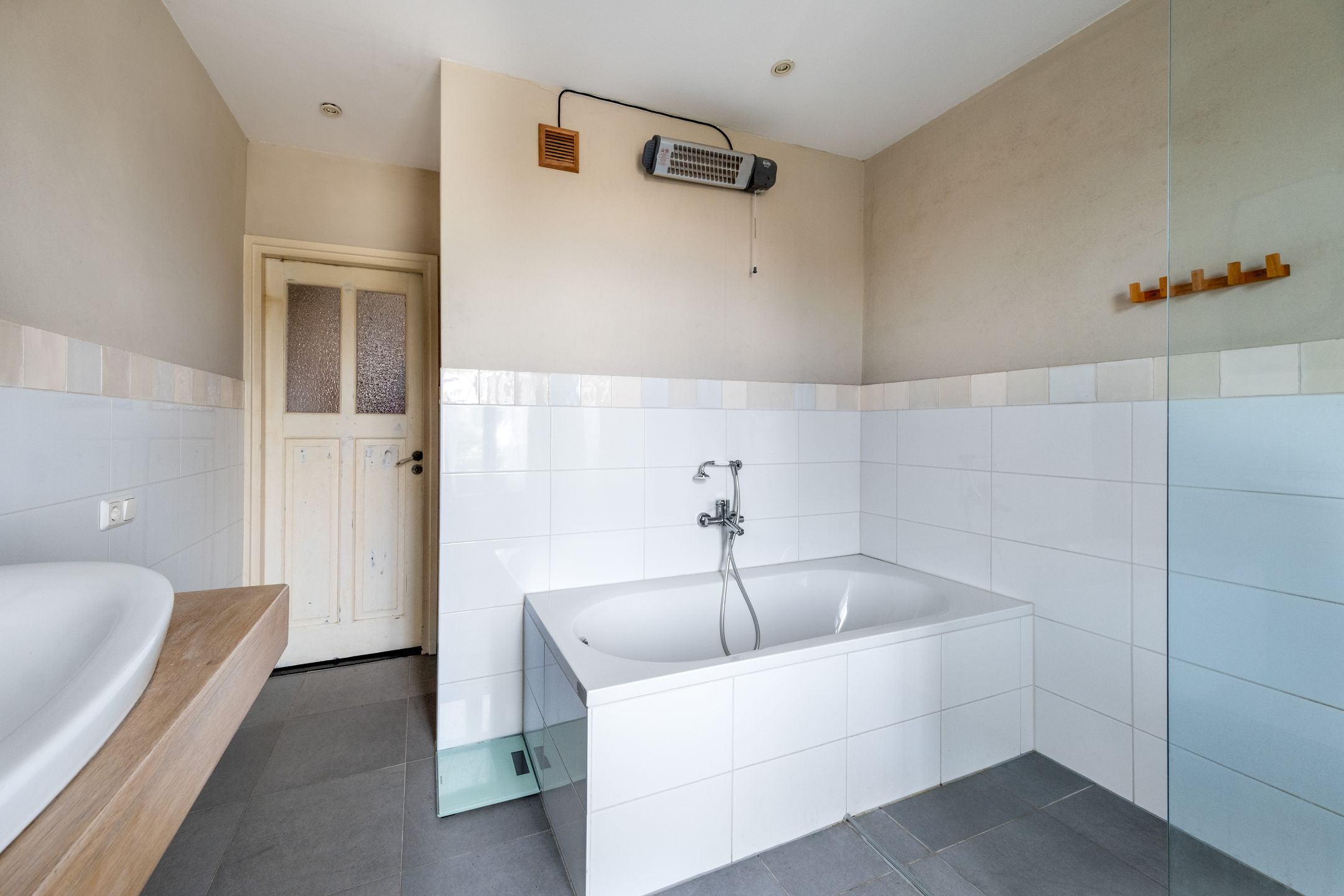 Photo 12 of Geverikerstraat 42