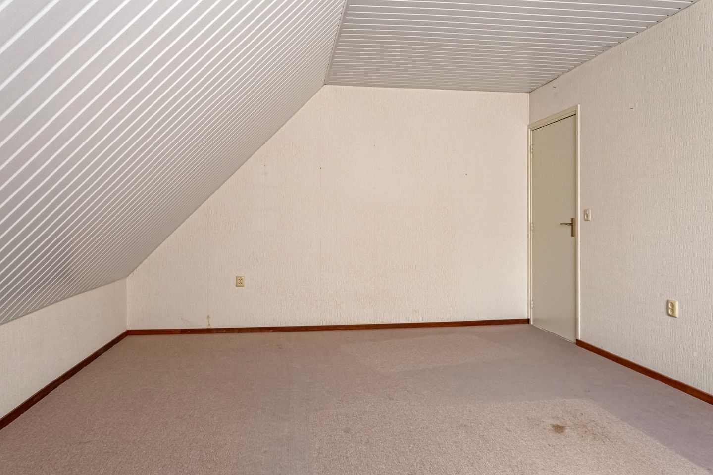 Foto 29 van Hoofdstraat 83-B