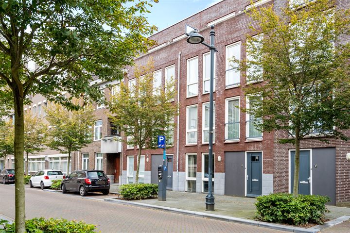 Bekijk foto 34 van Meerten Verhoffstraat 12-C