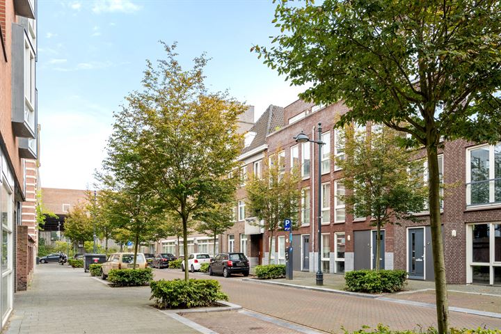 Bekijk foto 36 van Meerten Verhoffstraat 12-C