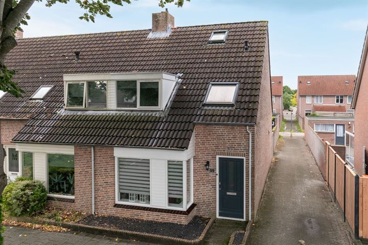 Bekijk foto 10 van Lindonklaan 59