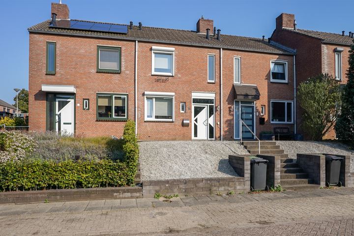 Bekijk foto 28 van Troereberg 18