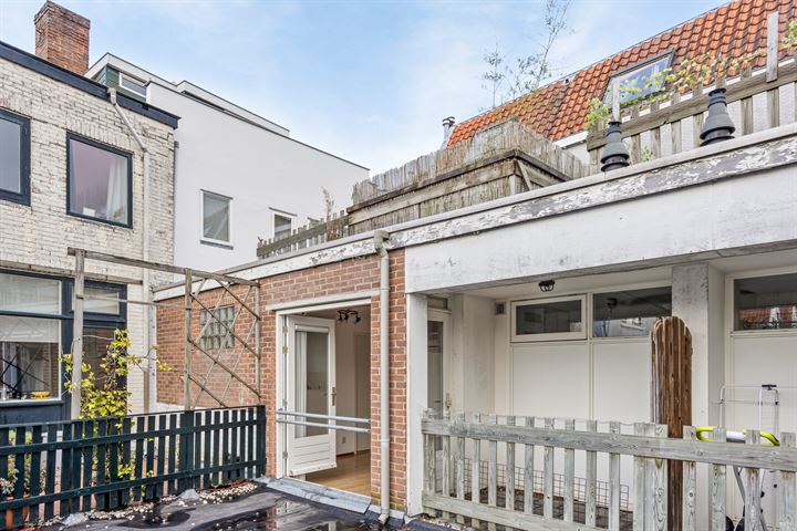 View photo 42 of Gierstraat 38-A