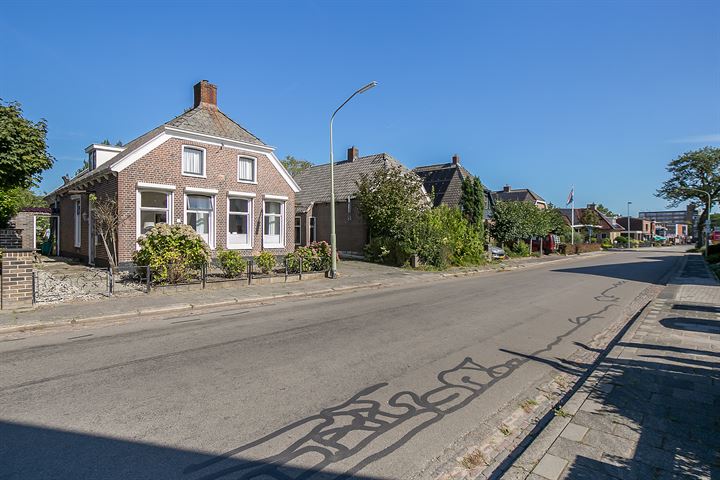 Bekijk foto 38 van Westenesscherstraat 8