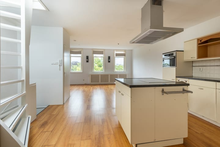 Foto 3 van Graaf Florisstraat 5-4