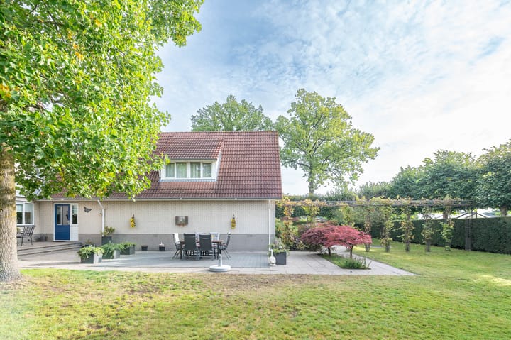 Photo 28 of Deventerstraat 548