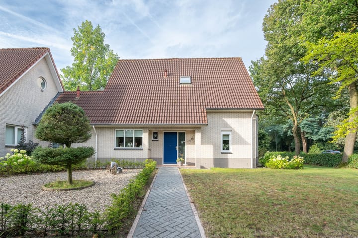 Photo 35 of Deventerstraat 548