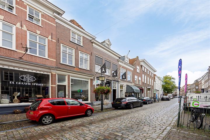 View photo 40 of Rogstraat 22