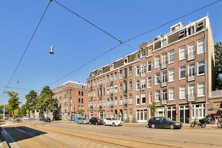 Bekijk foto 2 van Van Hallstraat 35-3