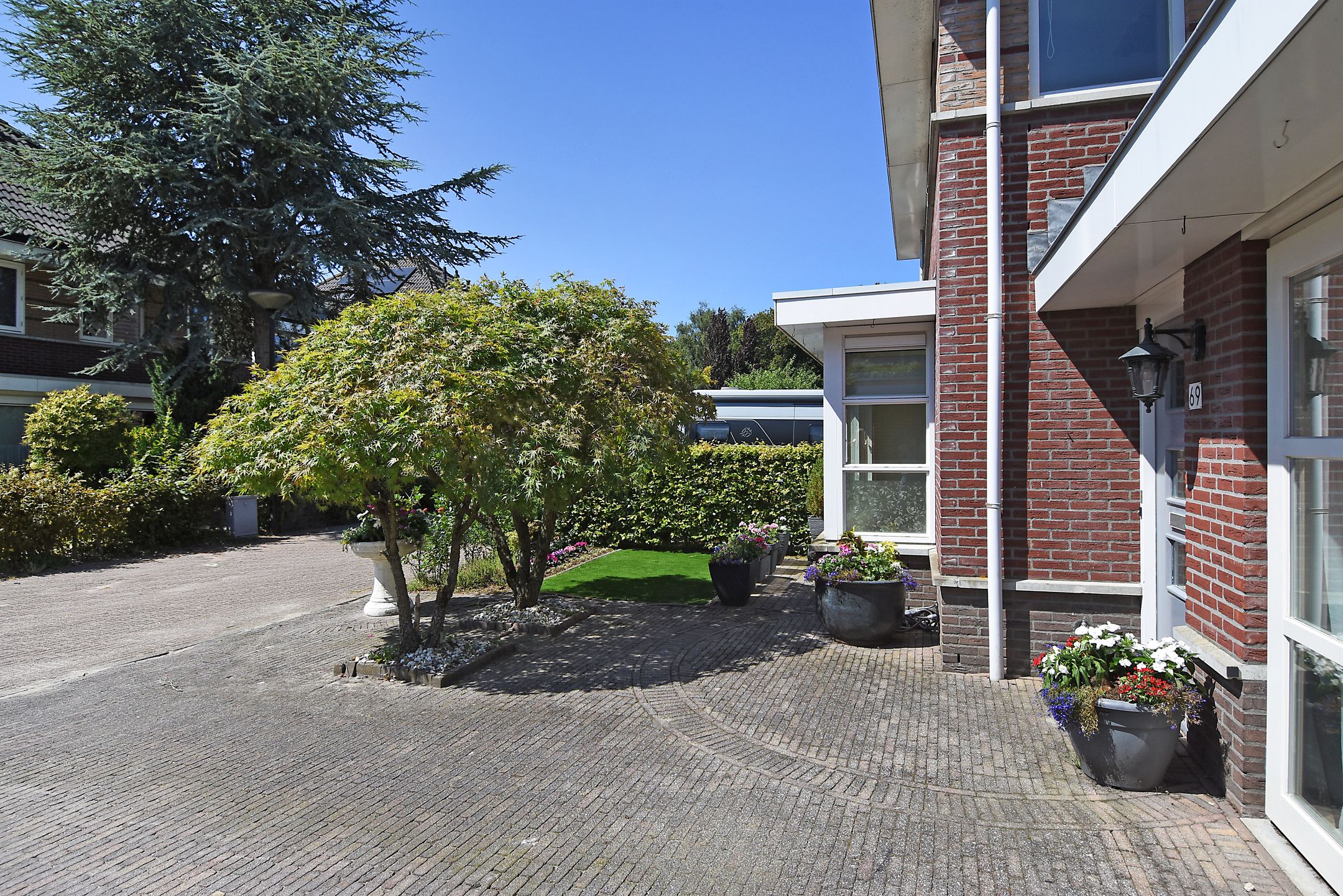 Photo 9 of Alexine Tinnepad 69