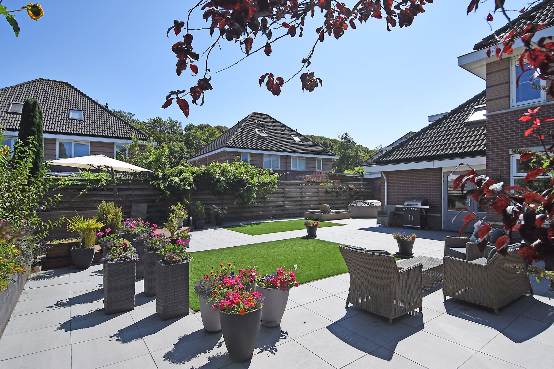 Photo 36 of Alexine Tinnepad 69