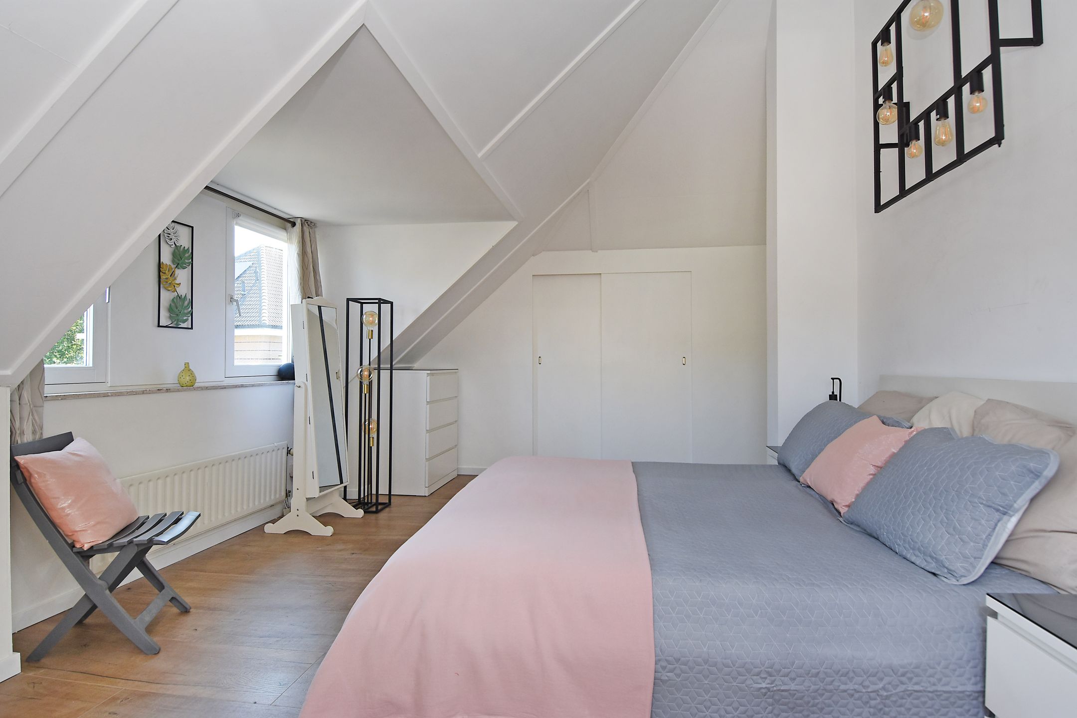 Photo 48 of Alexine Tinnepad 69