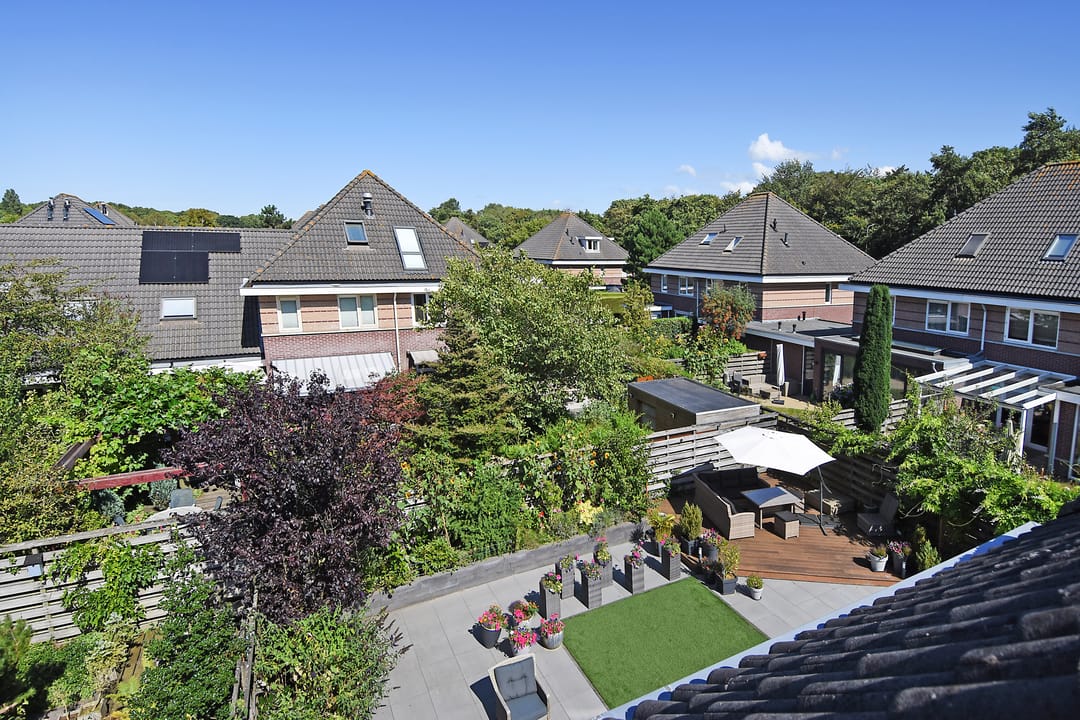 Photo 58 of Alexine Tinnepad 69