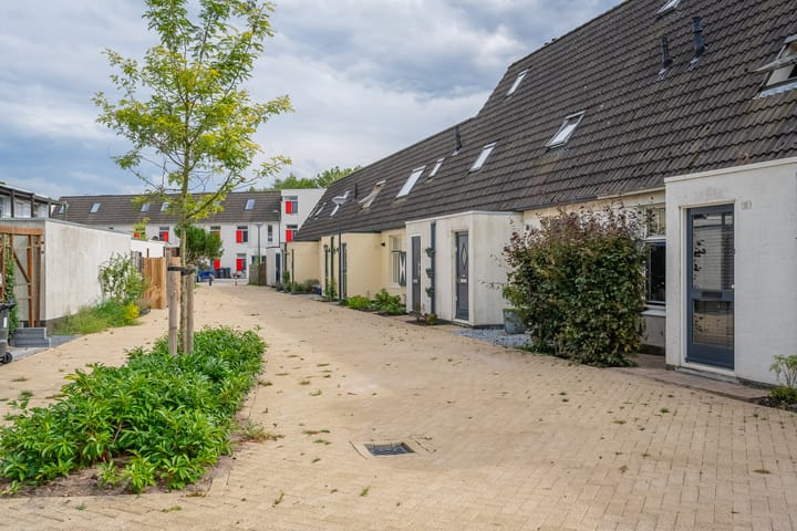 Foto 5 van Hoepelmakerhof 9