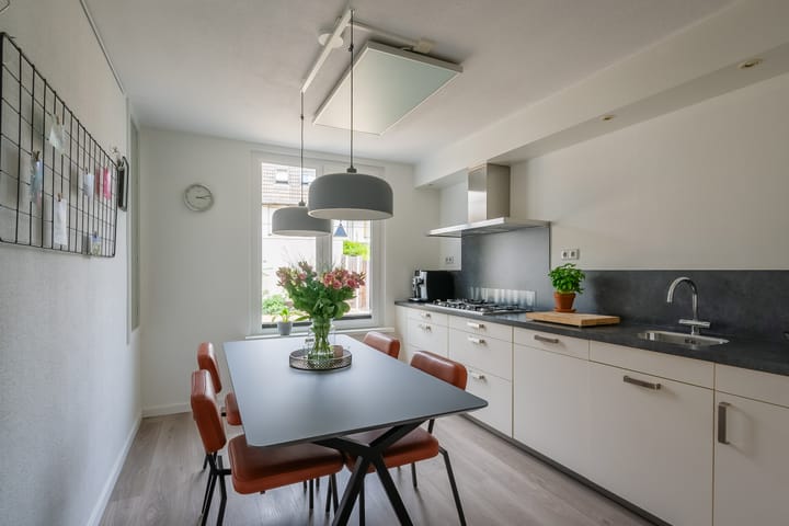 Foto 17 van Hoepelmakerhof 9