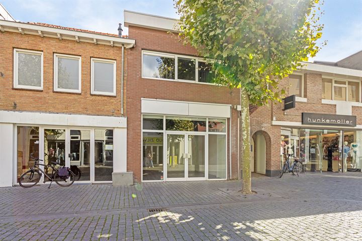 Bekijk foto 23 van Sint-Josephstraat 37