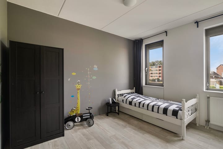 Photo 11 of Rembrandthof 54