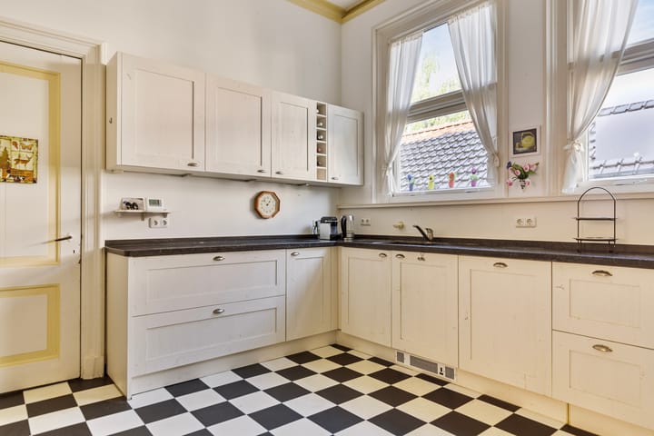 Foto 9 van Stationsweg 7