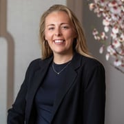 Veronique Dekker - Commercial Employee